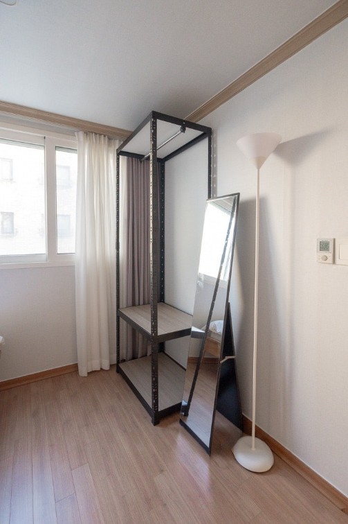 DongPyun House 202호 거울과 오픈 수납